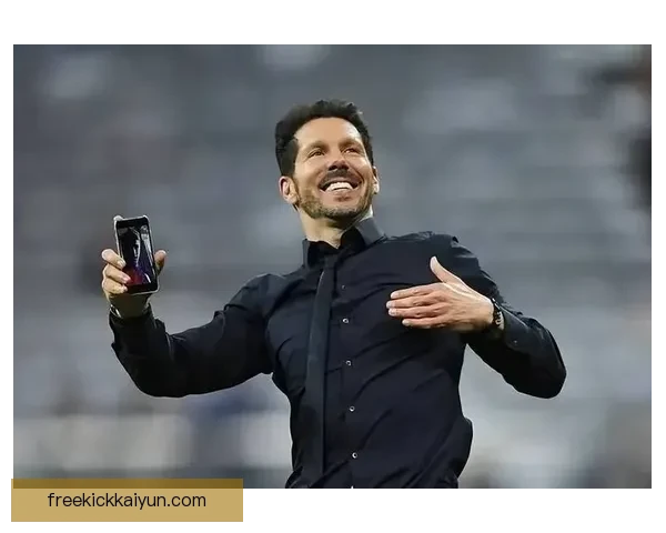 西蒙尼在球员管理方面展现出持续提升的战术调度与阵容深度。